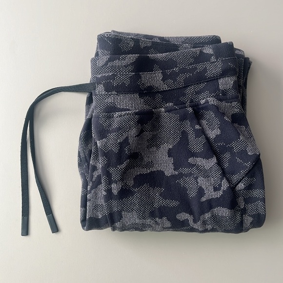 Lululemon Sz 6 Ready to Rulu Jogger in Heritage Camo Black Lunar Rock - Picture 8 of 16